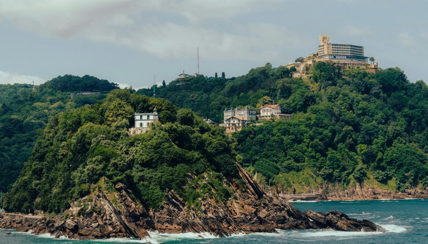 10 destinos poco conocidos en España que te sorprenderán